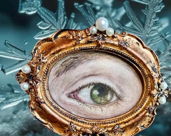 LOVER'S EYE "EMMA" Original Mini Watercolor in 4.5"x3.75" Resin Frame w/Faux Pearls
