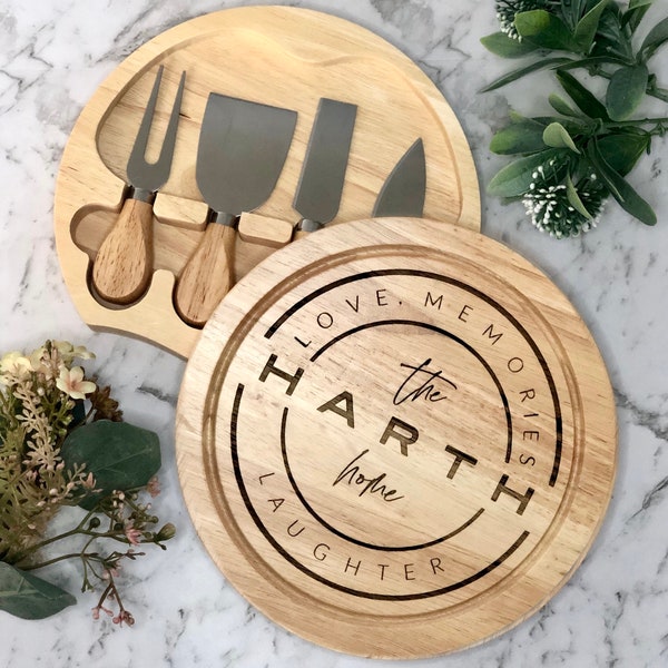 Personalised Cheese Board | 4 Cheese Knives | Round | Wooden | Anniversary | Housewarming | Wedding | Love | Gift | Free Engraving