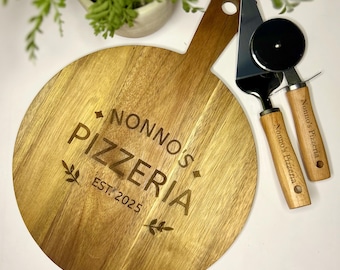Tagliere per pizza personalizzato con tagliere, pala da pizzeria in legno incisa, regalo di nozze personalizzato, tagliere per formaggi per inaugurazione della casa, regalo di anniversario