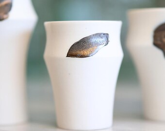 White Porcelain Coffee Tea Cup with Bronze Detail – Japanese Style Handmade Mug – Gift Box