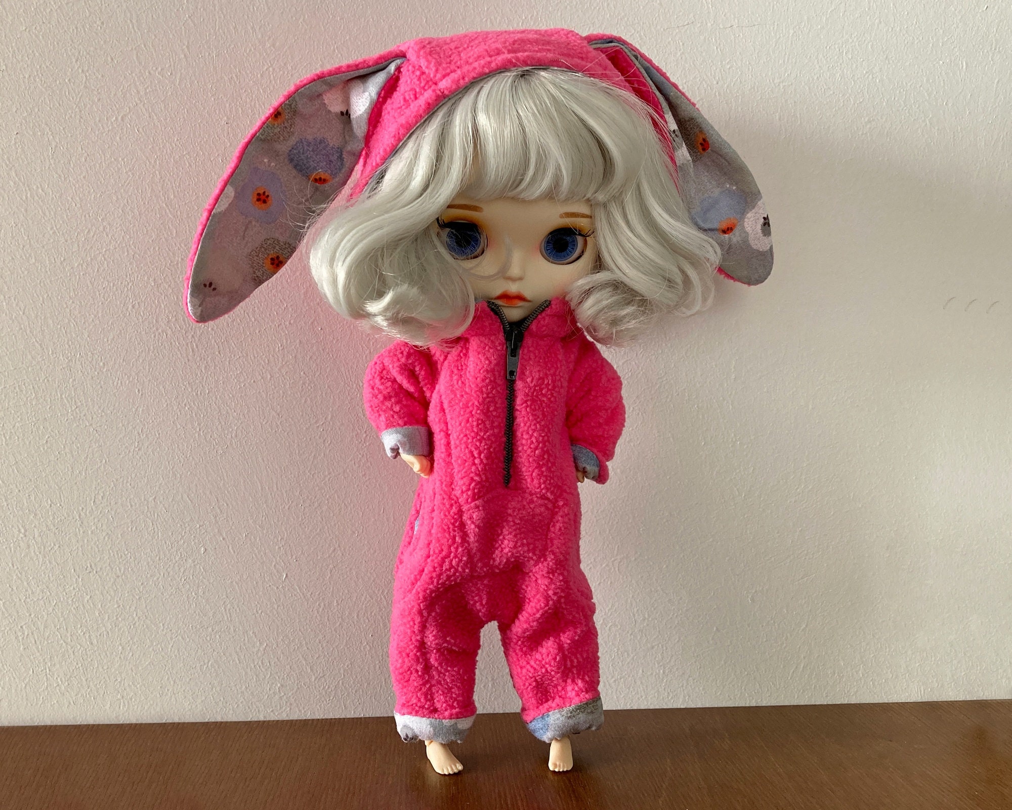 Tenue Pour Poupée Blythe - Robe Noir & Rose Style Tribunal - 1/6 - Fait Main