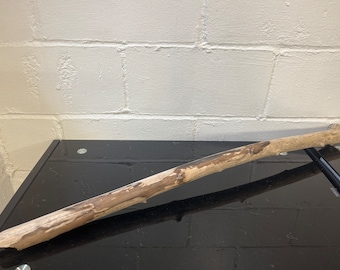 Poste de madera flotante de 94 cm de largo y 4,5 cm de grosor para tapices de macramé, maceteros colgantes, espigas de macramé y decoración de pared bohemia de madera flotante.