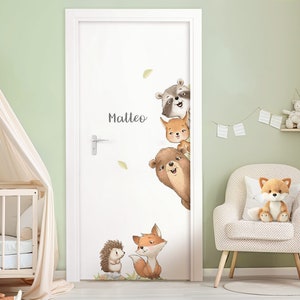 Autocollant de porte animaux de la forêt, autocollant mural pour chambre d'enfant, autocollant mural personnalisé pour chambre de bébé, autocollant mural avec nom, décoration autocollante DK1149 image 2