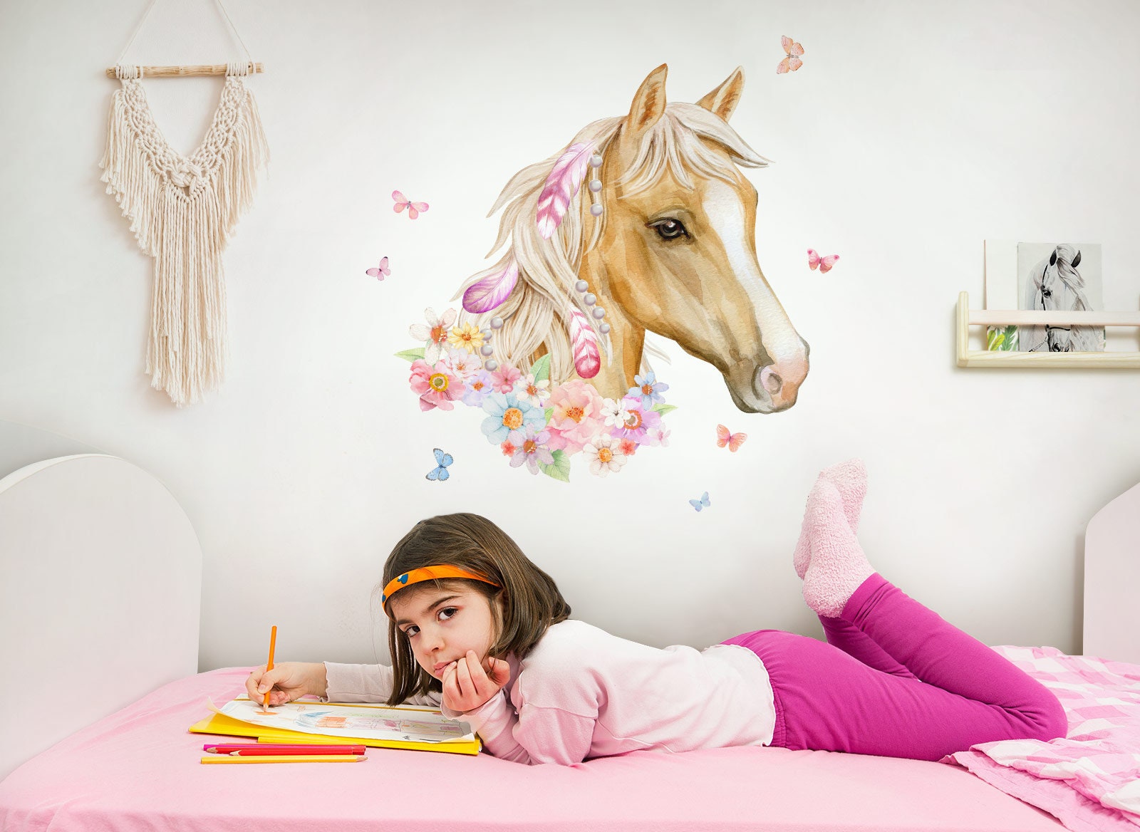 Decorative children's room wall sticker horse head with flowers wall sticker animals wall sticker for baby room self-adhesive DK1049