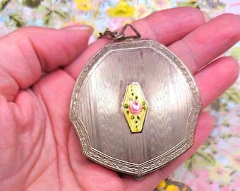 Vintage 1930&#39;s Silver-Tone Guilloche Design Dance Compact