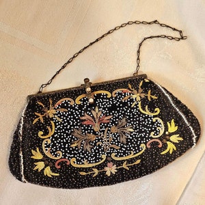 Petit sac à main en perles vintage Made in France