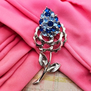Vintage Silver-Tone and Blue rhinestone Flower Pin