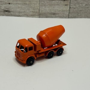 Vintage Matchbox Series Orange ‘1960’s Cement Mixer Truck • By Lesney • Made in England