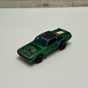 ヴィンテージ ホットウィール レッドライン フライングカラーズ