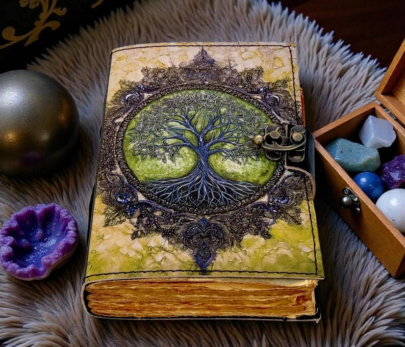 Tree of Life 400 Page Large Grimoire Vintage leather journal, Blank spell book of shadows witchcraft supplies, personalised gifts for Women bild 7