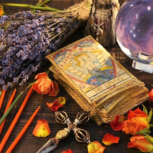 Spirit Guide Reading - Gedetailleerde zeskaartenlezing