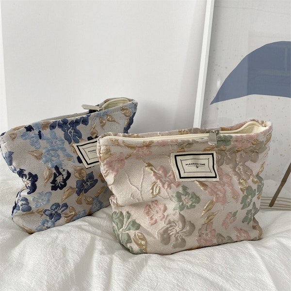 Classic Elegant Français Sac de maquillage de fleurs gaufrées, Pochette d’été, Sac à cosmétiques, Pochette Poignet, Joli étui à crayons, Sac à pinceau de maquillage