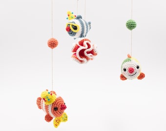Amigurumi clownfish baby mobile pattern, crochet clownfish baby mobile amigurumi pattern, PDF pattern in English (US) only
