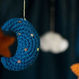 Moon ornament crochet pattern, crochet moon for baby mobile, easy moon crochet pattern easy Christmas crochet, PDF pattern English (US) only