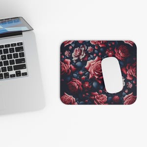 Elegant Floral Mouse Pad, Stylish Desk Accessory, Rose Pattern Office Decor, Gift for Garden Lovers, Computer Mouse Mat