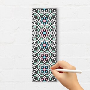 These Islamic art inspired Islamic coloring bookmarks offer a therapeutic and creative escape. Simply print and color in!