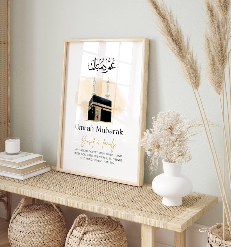 This beautiful Personalised Umrah Mubarak print makes the perfect gift for the completion of Umrah. Perfect to gift Muslim family and friends.