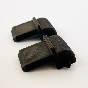Remis Remifront Reinforced Hinge (2 pcs) for Fiat Ducato, Ford Transit, Sprinter, Master Blackout Blinds – Improved Replacement Part image 2