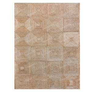 Peut inclure: Un tapis en fibres naturelles avec un motif tissé de carrés. Le tapis est en jute et a une couleur brun clair.