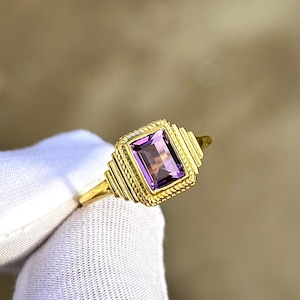 Baguette Amethyst Verlobungsring: 18k vergoldetes Sterling Silber