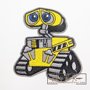WALL-E ROBOT Embroidered Iron On Patches/ Sew on Patch/For Scrapbooks /Journals/ DIY Projects