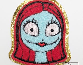 Parche bordado de chenilla SALLY SKELLINGTON para planchar, coser o para álbumes de recortes, diarios y proyectos de bricolaje.