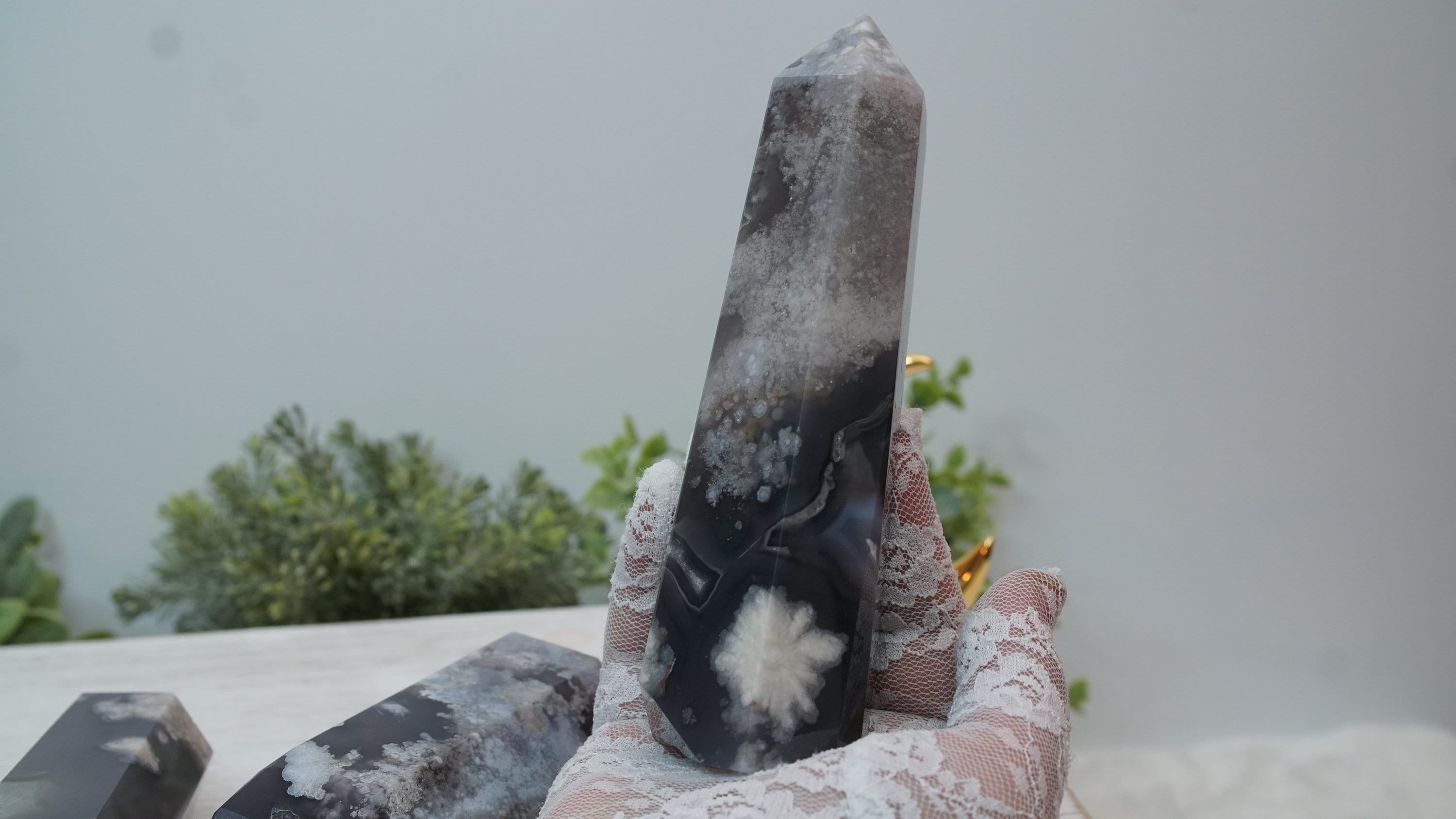 黒花瑪瑙　タワー　天然石 黒花瑪瑙タワー | 高品質 | 米国販売業者 - Etsy 日本