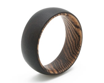 黒檀の木製リング 8mm • 手作りの天然リング • 環境に優しく軽量 • 木製婚約指輪、男女兼用パートナーリング、木製結婚指輪