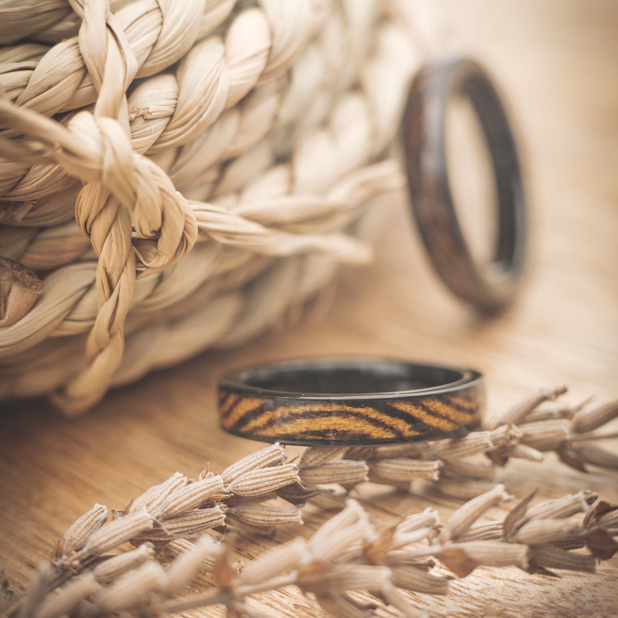 Alianzas Boda Oro Pareja Anillos De Madera Natural Con
