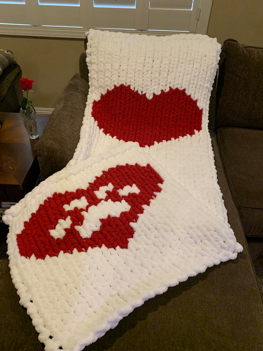 Pig Heart Pattern Print Blanket