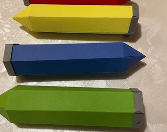 Stifte zur Dekoration oder für Geldgeschenke für die Einschulung oder weiterführende Schule aus Tonkarton