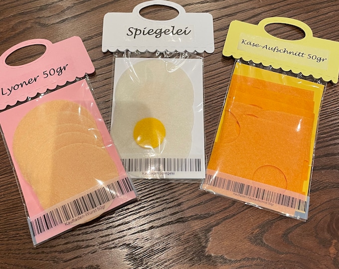 Felt shop sausage, cheese or fried egg (please specify when ordering)