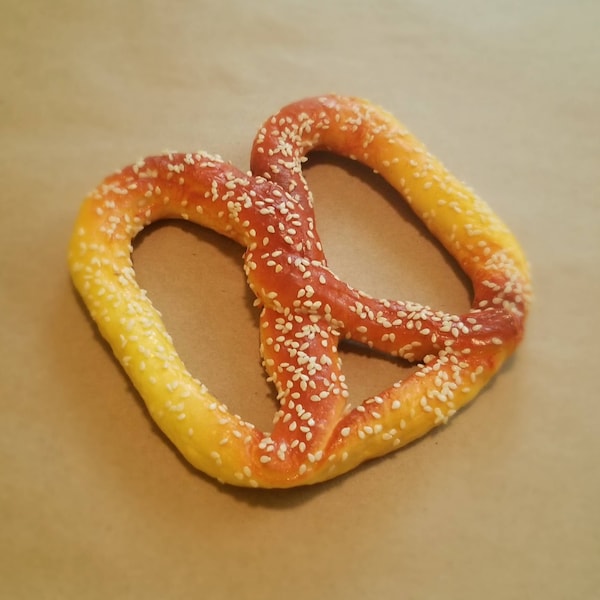 Fake Pretzel with Sesames