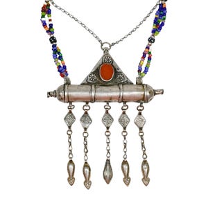 Central Asian Afğanistan Afghanistan Ärsarı Ersari Türkmen (Turkmen) Silver Tumar Amulet Necklace with Glass Beads