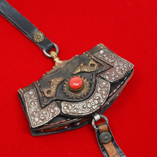 Vintage East Asian Chinese Tibetan Silver Purse with Leather and Coral Stone