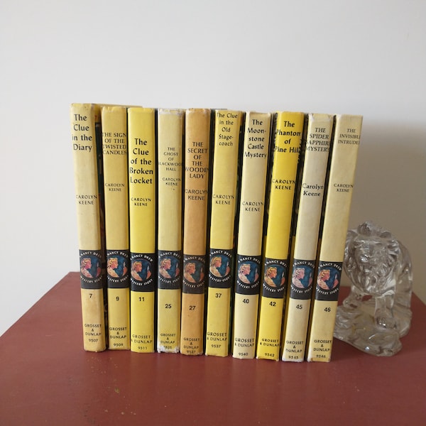 1960's Nancy Drew Books by Carolyn Keene (CHOOSE ONE)