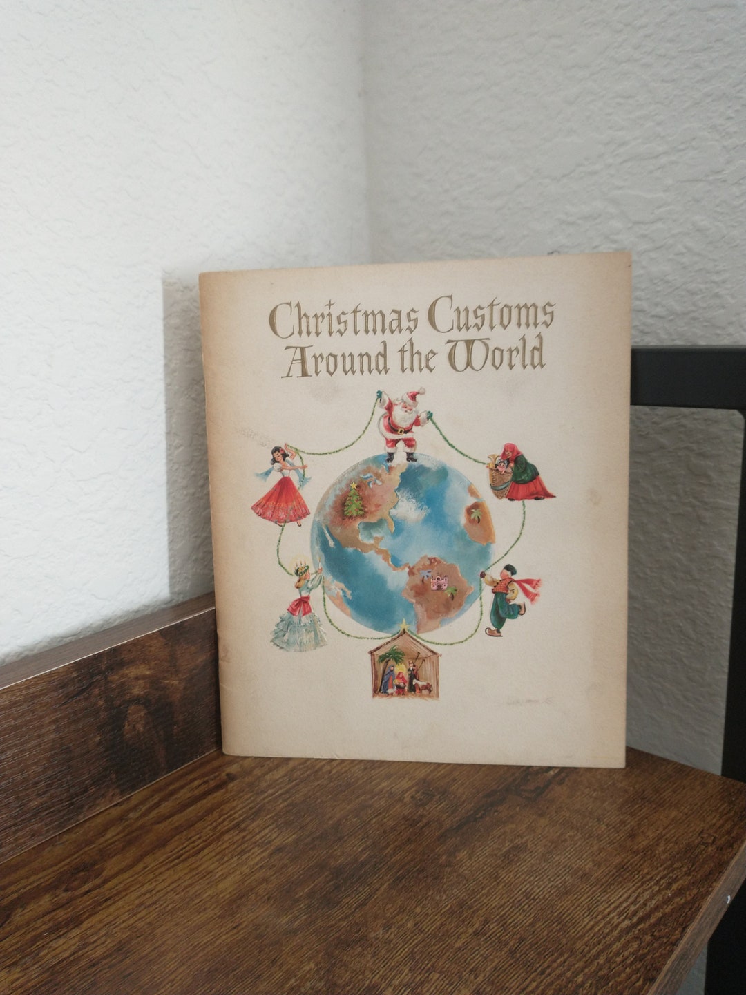 Christmas Customs Around the World hallmark Booklet Etsy