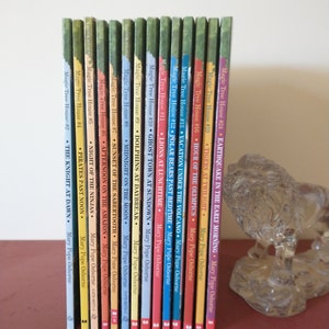 Magic Tree House Series by Mary Pope Osborne, 1996 Editions (CHOOSE ONE)