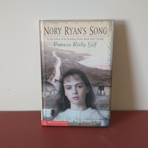 Nory Ryan's Song by Patricia Reilly Giff (2001 Hardcover Edition)