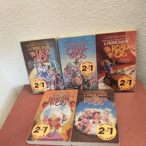 Oz books by L. Frank Baum, Illustrated by Wes Lowe (90&#39;s paperbacks)