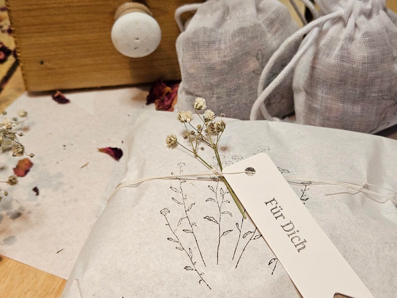 Baumwoll Duftsäckchen Rosenduft: geniesse das Aroma echter Rosenblüten zur Aroma Therapie, zur Entspannung, als Wäscheduft im Kleiderschrank Bild 7