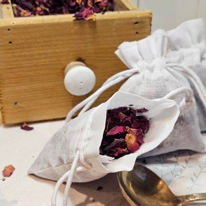 Baumwoll Duftsäckchen Rosenduft: geniesse das Aroma echter Rosenblüten zur Aroma Therapie, zur Entspannung, als Wäscheduft im Kleiderschrank Bild 2