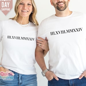 Camisetas personalizadas con números romanos, regalos con fecha de números romanos para parejas, camisa personalizada a juego con números romanos, fecha de aniversario, año est 2024