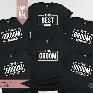 Puede incluir: Seis camisetas negras con texto blanco. Las camisetas dicen "The Groom Squad" y "The Best Man".