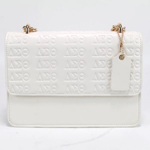 The Delta Pearl Chain Bag