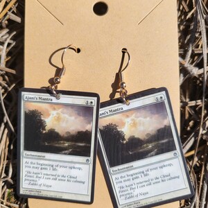 Brincos de cartão MTG - Mantra de Ajani