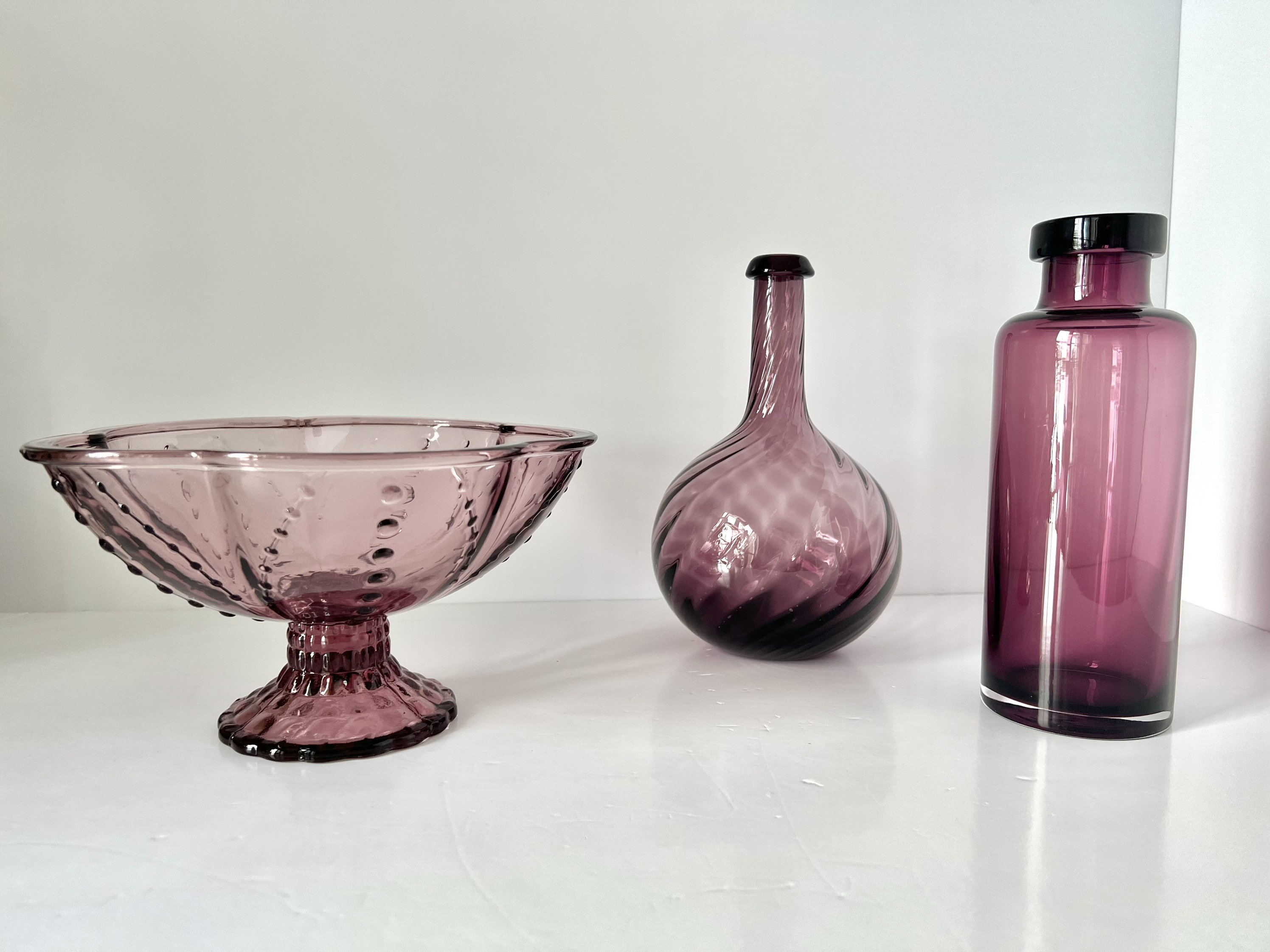 Bottle Style Hinged Vases 5 Glass Vases, Metal Holder Dining, Kitchen  Vintage Inspo Weddings, Showers, Events Tablescapes, Floral 