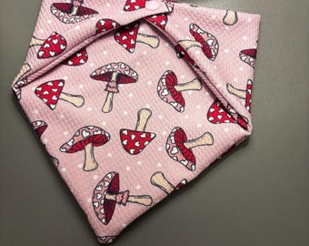 Te amo tanto Bandana para perro con broche de presión MUSHroom