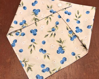 Blueberry Blossom Floral Dog Bandana – Snap-On Pet Bandana