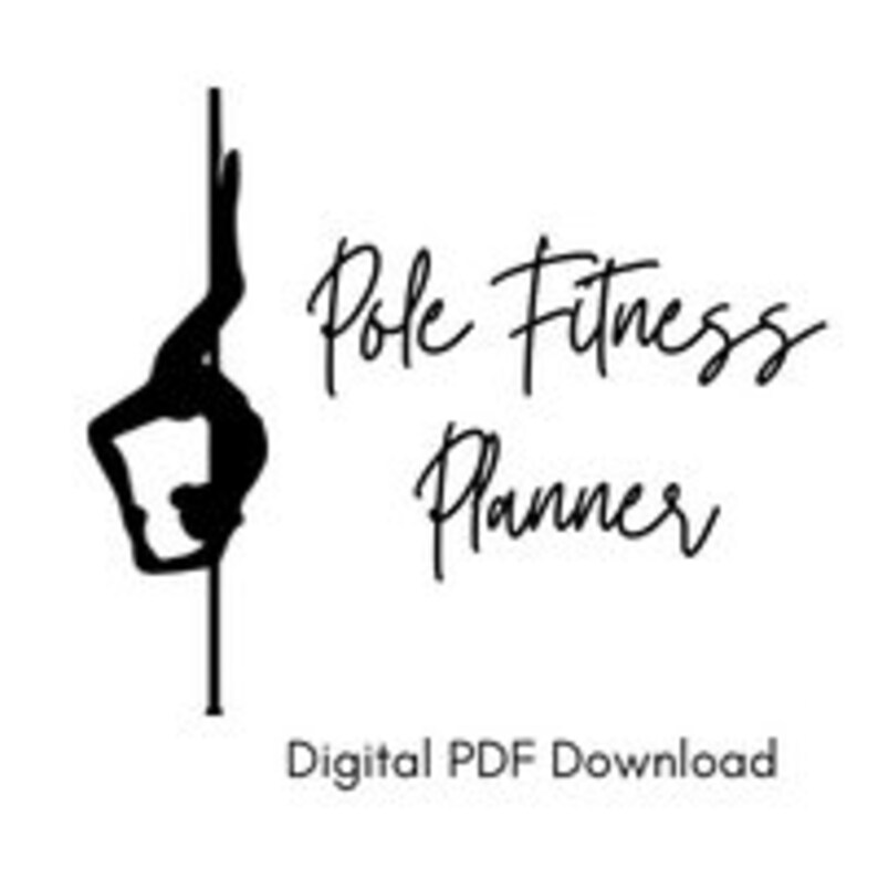 Op de afbeelding: Zwart-witte silhouet van een persoon die een pole dance uitvoert op een zilveren paal. De tekst "Pole Fitness Planner" is in cursief onder de afbeelding geschreven. De tekst "Digitale PDF-download" is onder de cursieve tekst geschreven.